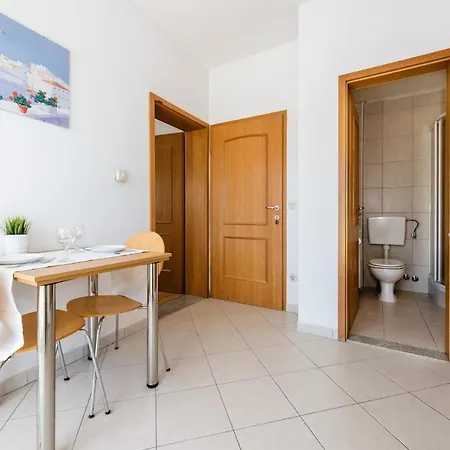 Arausa With Pool Ii Apartament Vodice